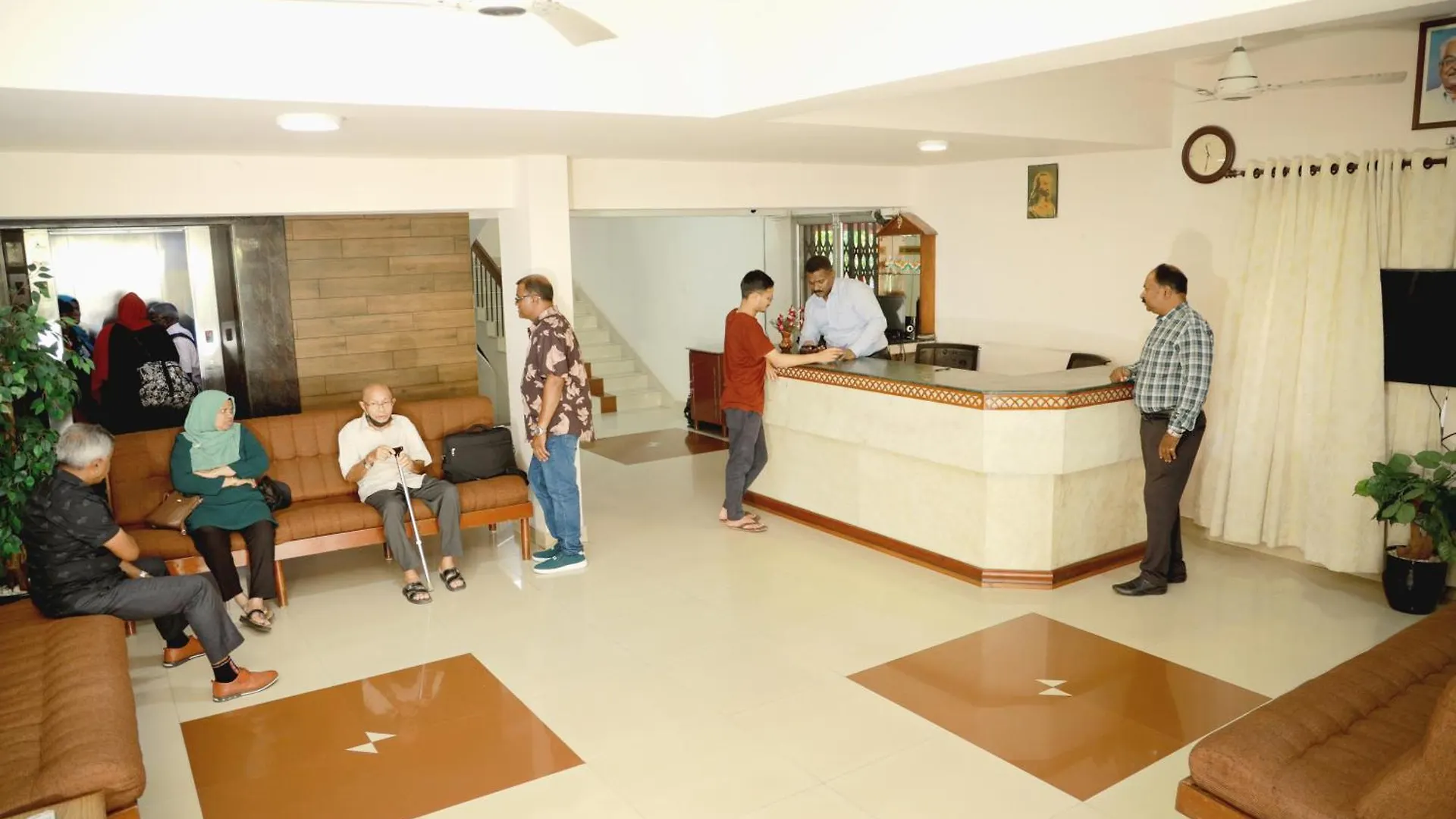 Hotel Ashish Tourist Home Thiruvananthapuram